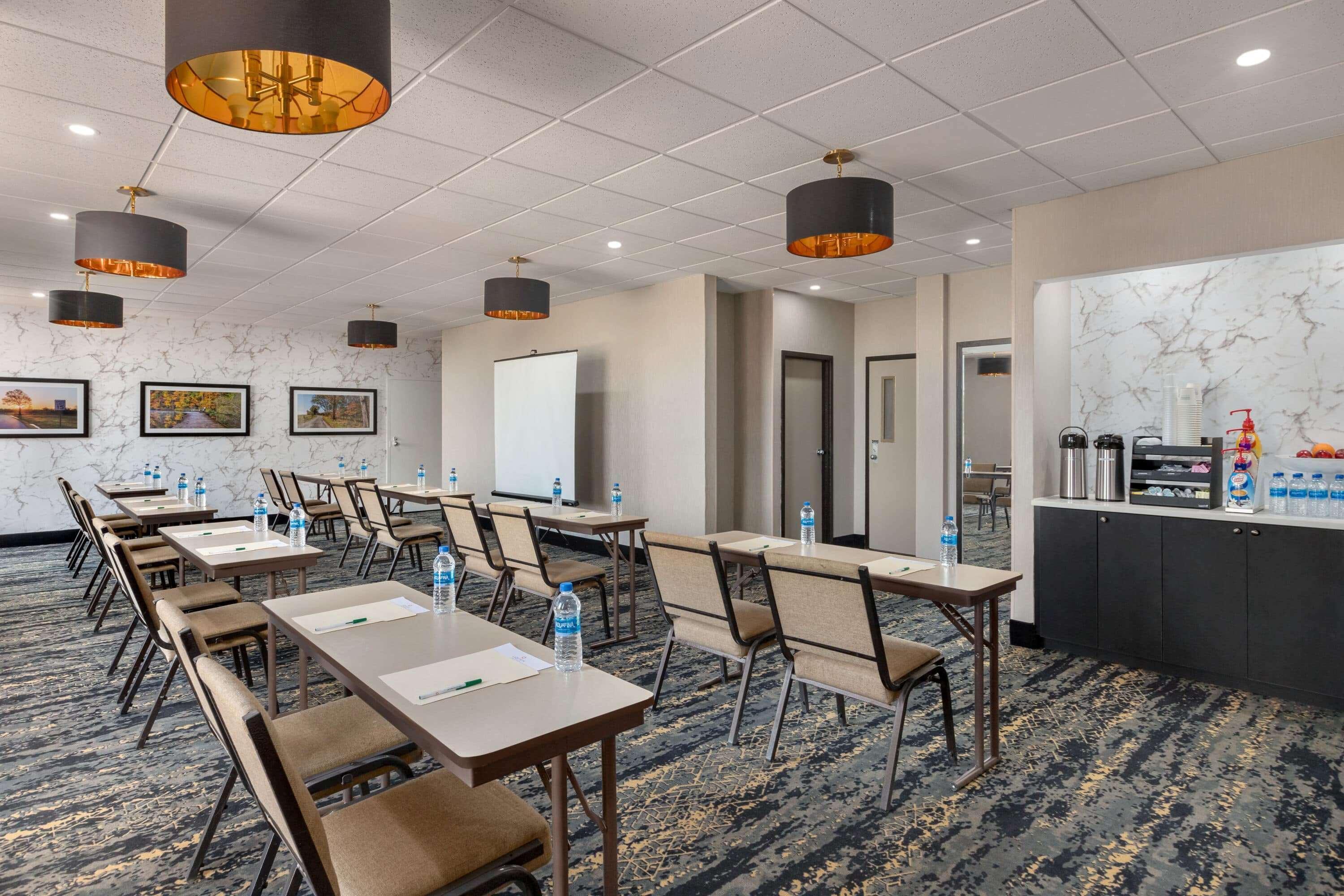 La Quinta & By Wyndham 3*